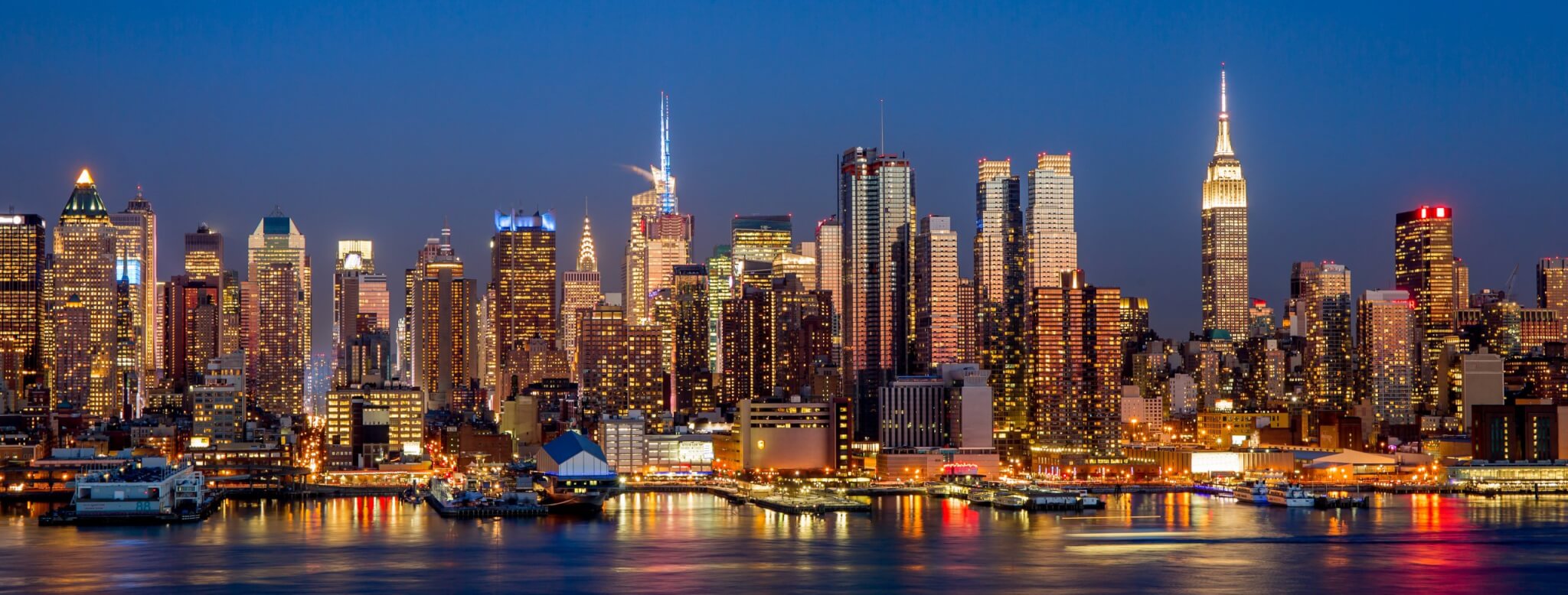 New-York-City-Manhattan midtown buildings skyline night New Your City Skyline